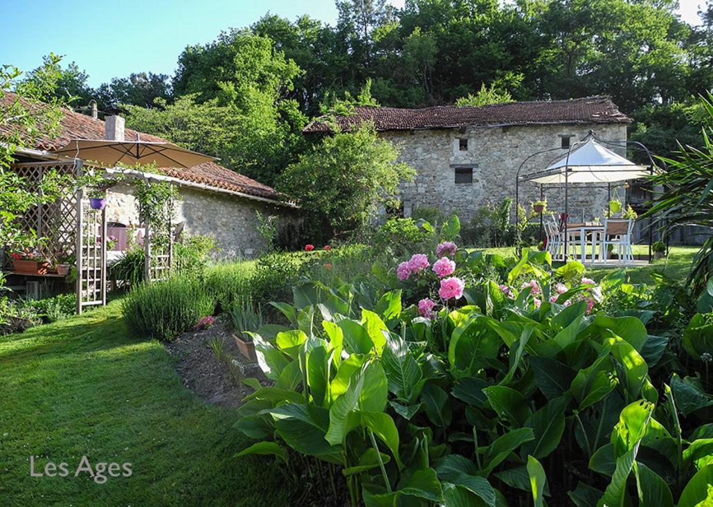Brantome Les Ages Chambre d'hotes Extérieur photo